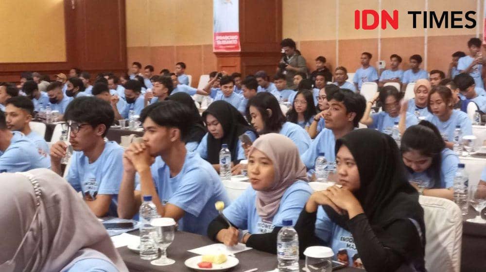 Pembekalan Tim Kampanye Digital Prabowo - Gibran di Mataram, Jumat malam (1/12/2023). (IDN Times/Muhammad Nasir)