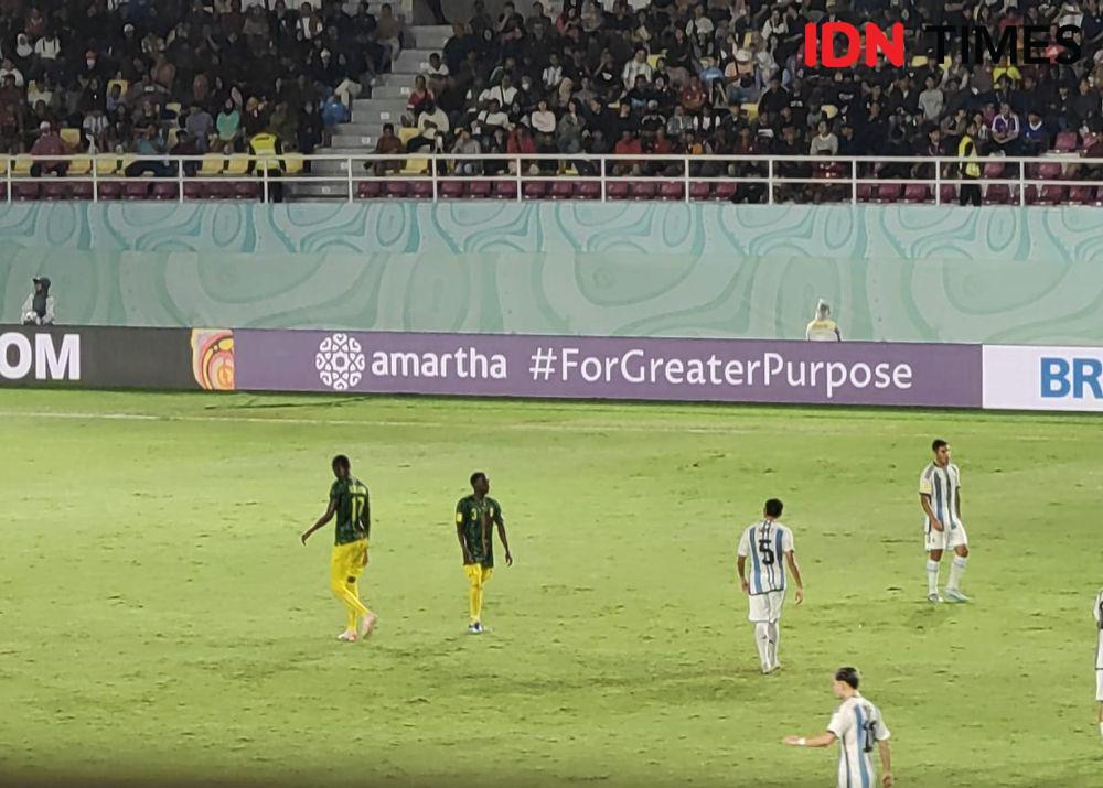 Ratu Tisha Sebut Pentingnya Literasi Keuangan Bagi Pemain Bola