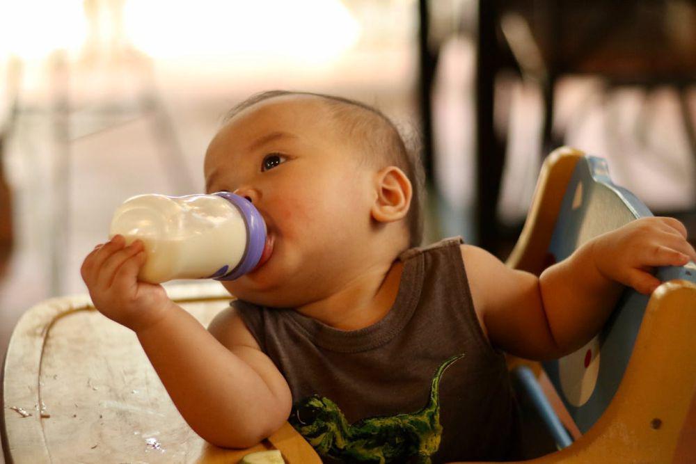 Seberapa Sering Botol Susu Bayi Harus Diganti? Ini Penjelasannya!