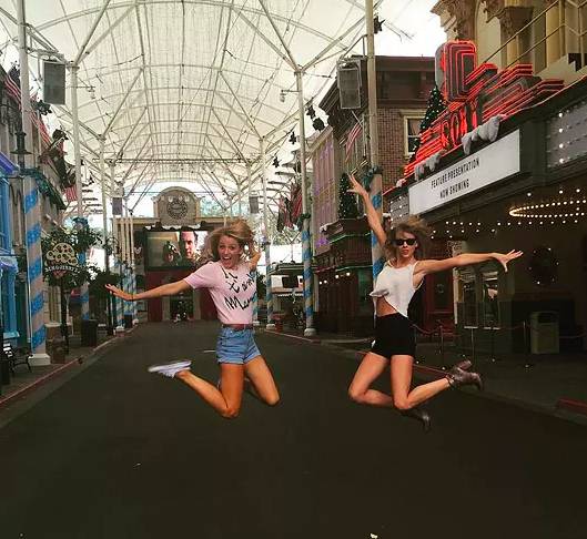 potret kedekatan Taylor Swift dan Blake Lively (instagram.com/taylorswift)