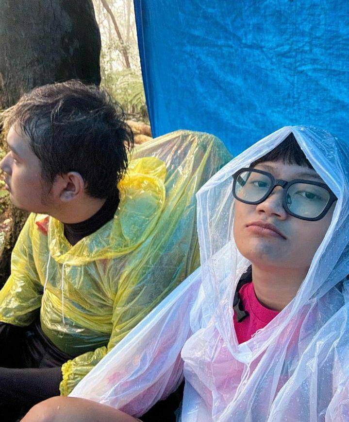 potret Aci Resti mendaki gunung Gede (instagram.com/aciresti)