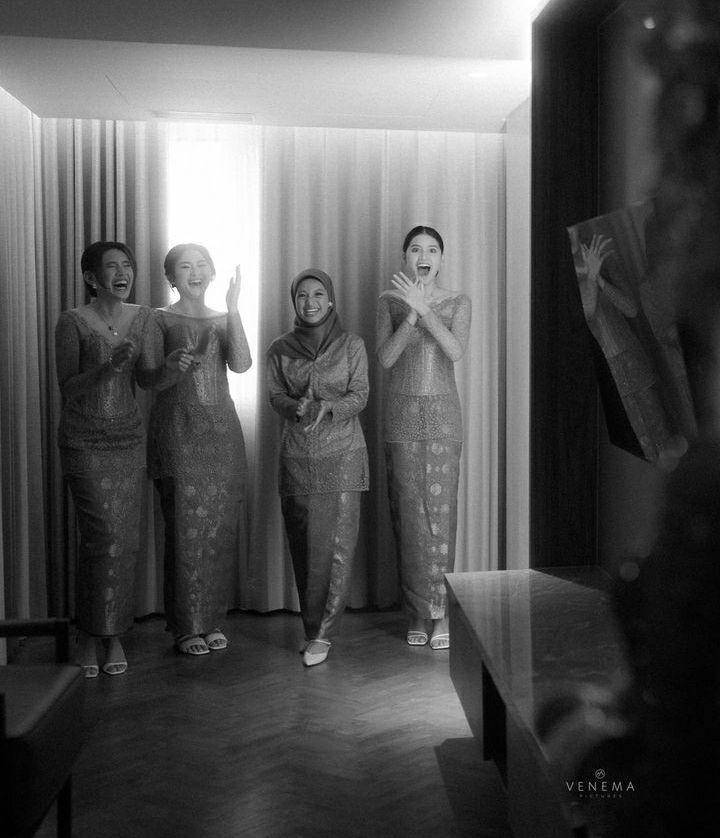 potret bridesmaid dan groomsmen di pernikahan Hanggini dan Luthfi (instagram.com/hanggini)