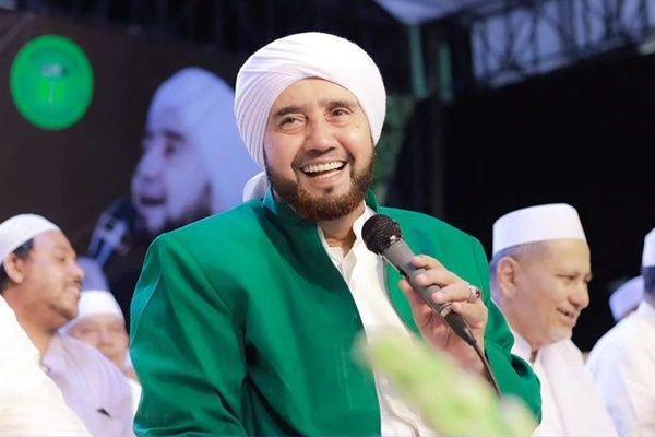 15 Lagu Habib Syech Terbaik, Salawat Penenang Hati
