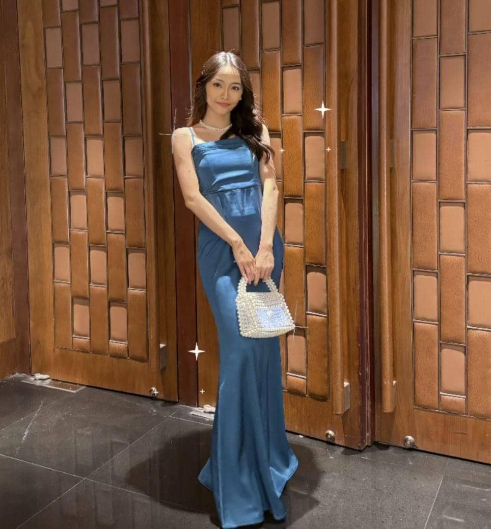 Rona Ang di resepsi Jonatan Christie dan Shanju. (Instagram.com/rona_ang)