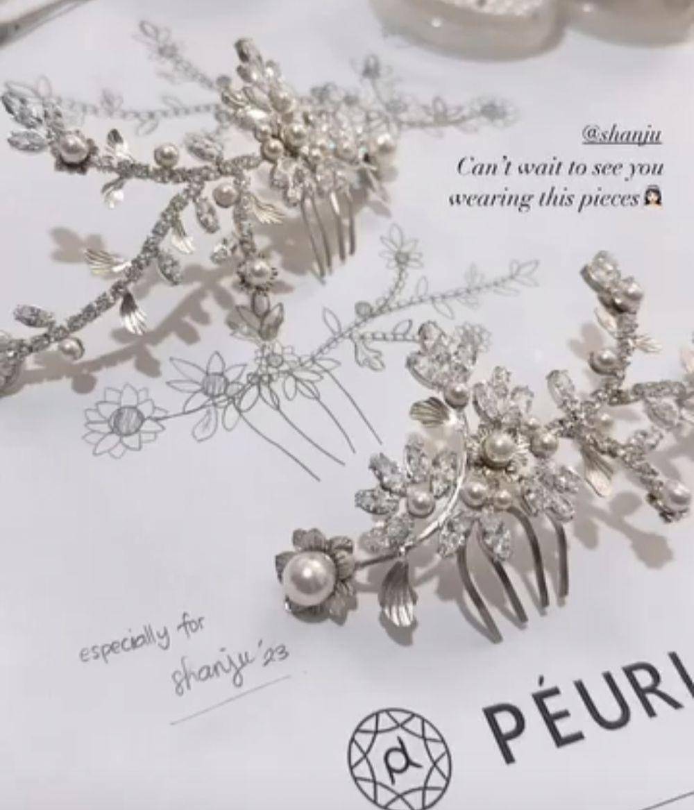 Pernak-pernik pernikahan Jonatan Christie dan Shanju. (Instagram.com/peurle.id)