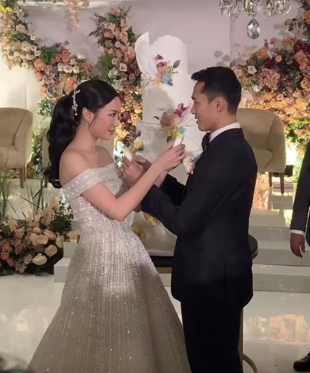 Pernak-pernik pernikahan Jonatan Christie dan Shanju. (Instagram.com/by.hilda)
