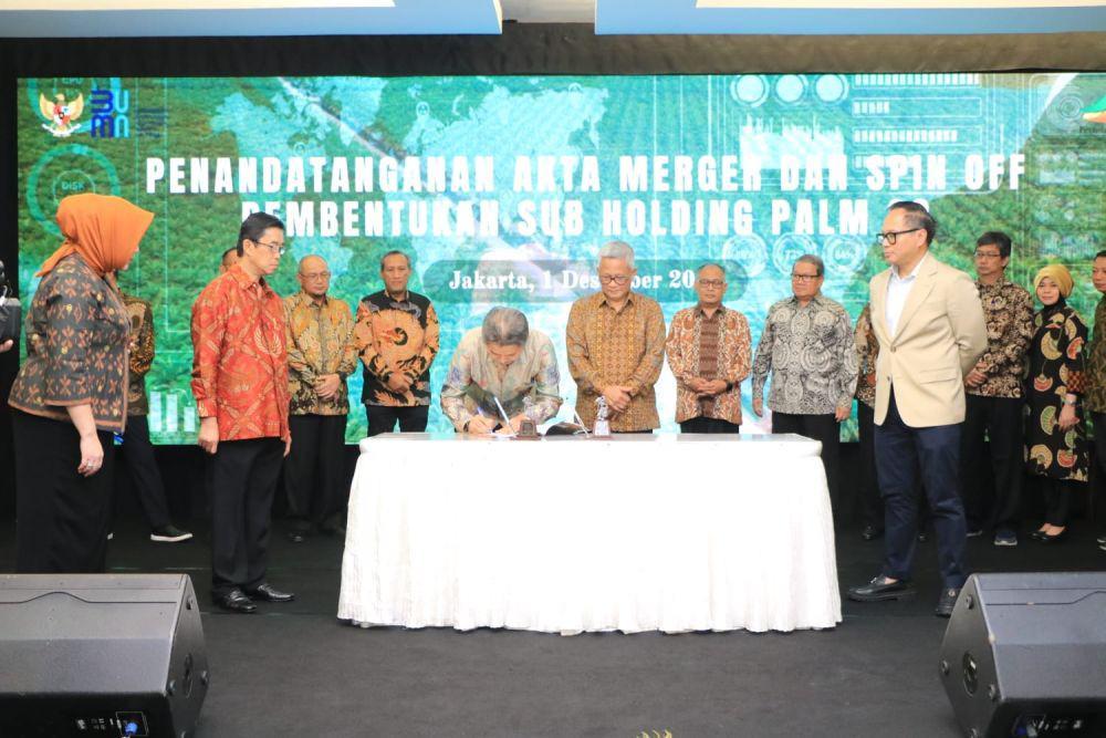 PTPN Merger 13 Anak Usaha Jadi Subholding PalmCo dan SupportingCo