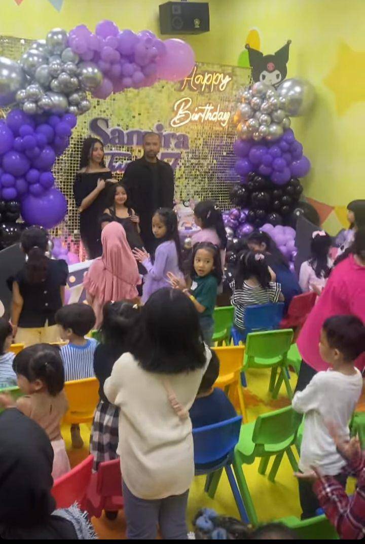 Potret Ultah Miwa (Instagram.com/hassanalaydrus)