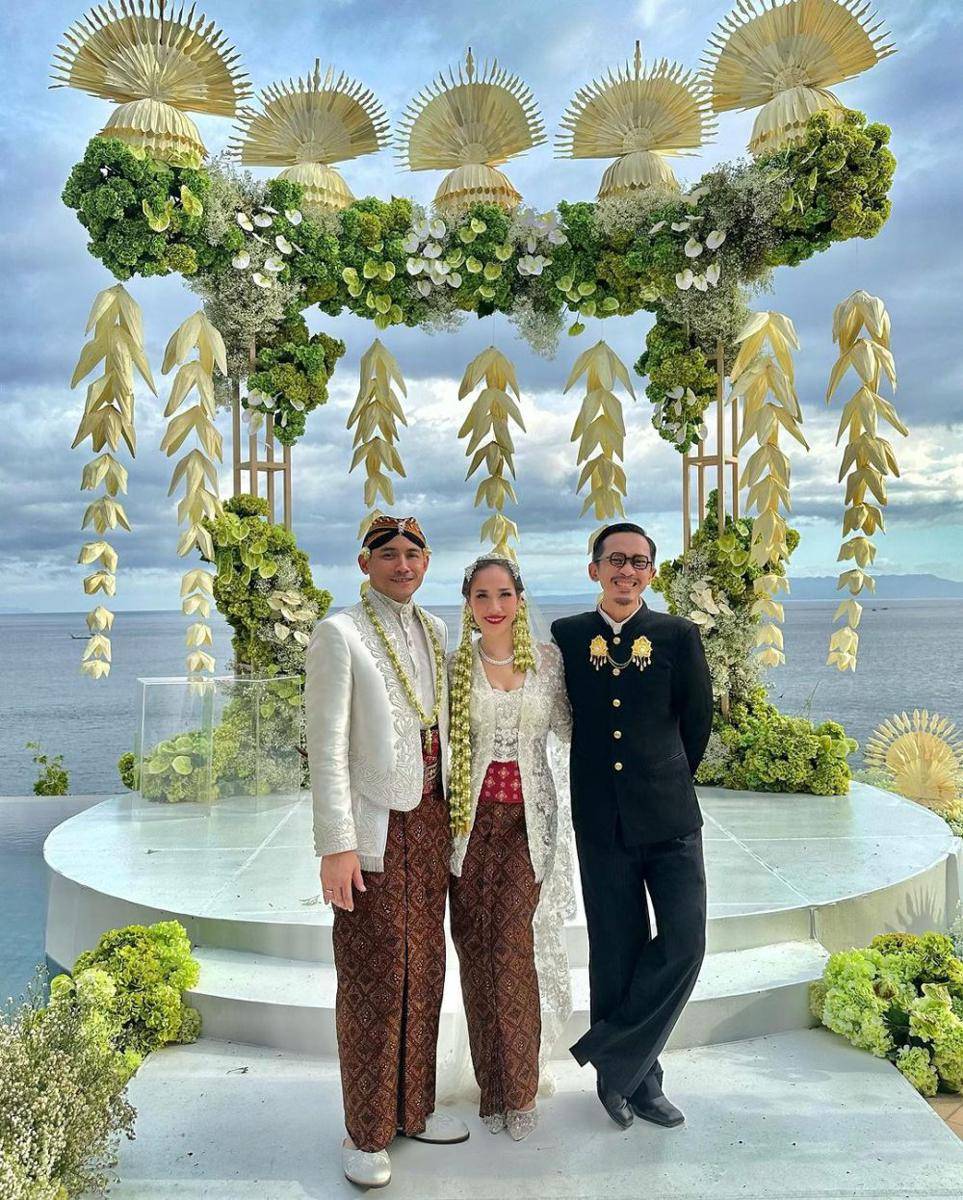Gaya Tamu Undangan Pria di Pernikahan BCL dan Tiko Aryawardhana (Instagram.com/amingisback)