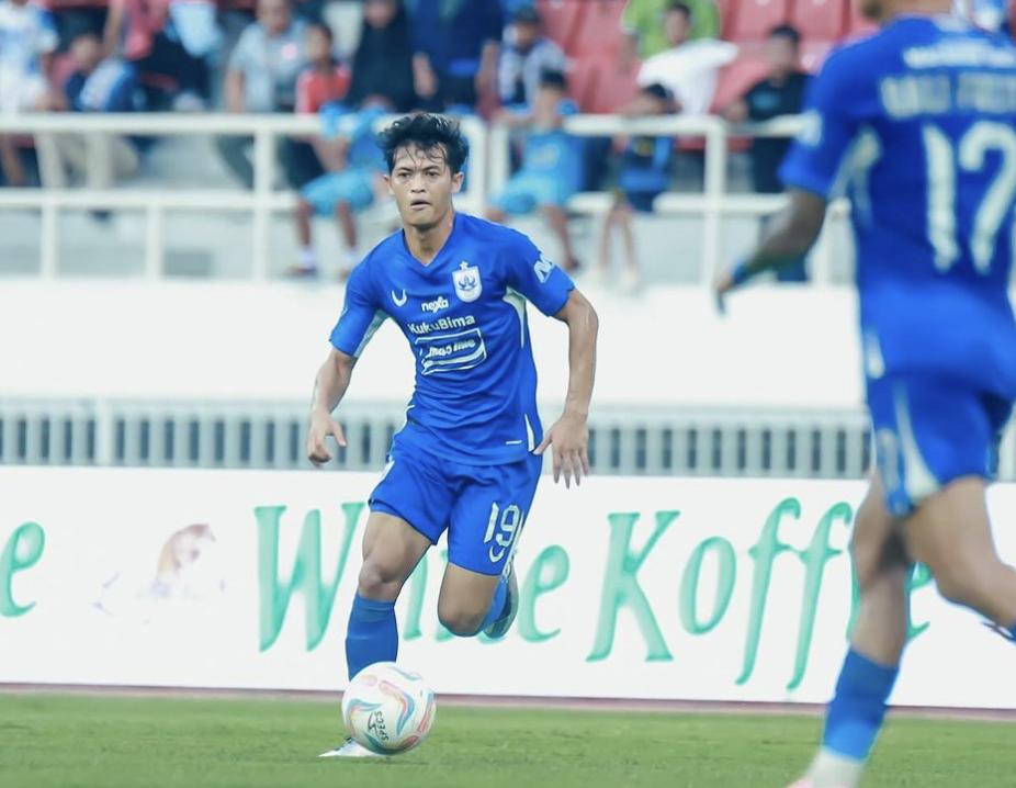 Alasan PSIS Perpanjang Kontrak Alfeandra Dewangga