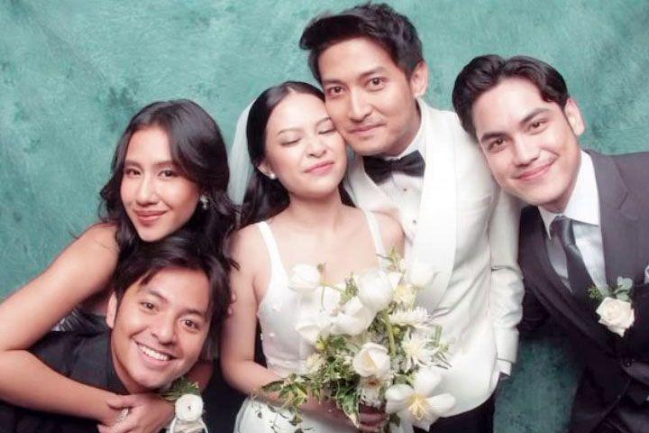 7 Potret Tamu Artis di Resepsi Pernikahan Hanggini dan Luthfi, Glamor!