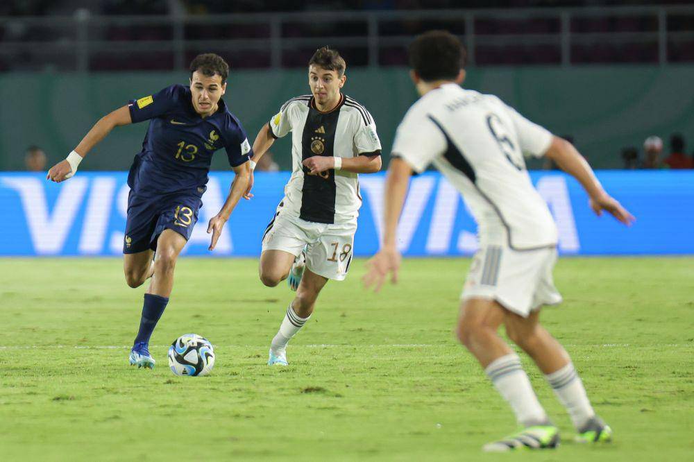 Aksi pemain Jerman dan Prancis dalam laga final Piala Dunia U-17 2023. (Do. FIFA)