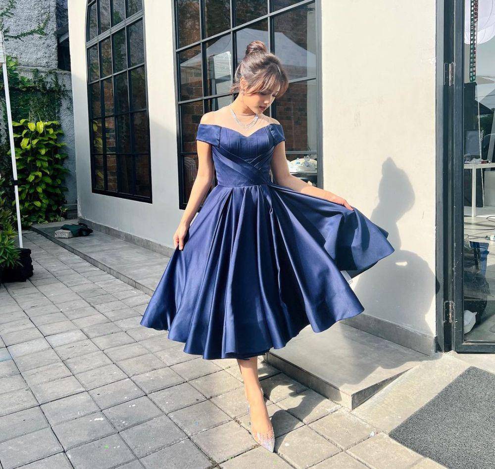 Inspirasi dress a la Fujianti Utami Putri (instagram.com/fuji_an)