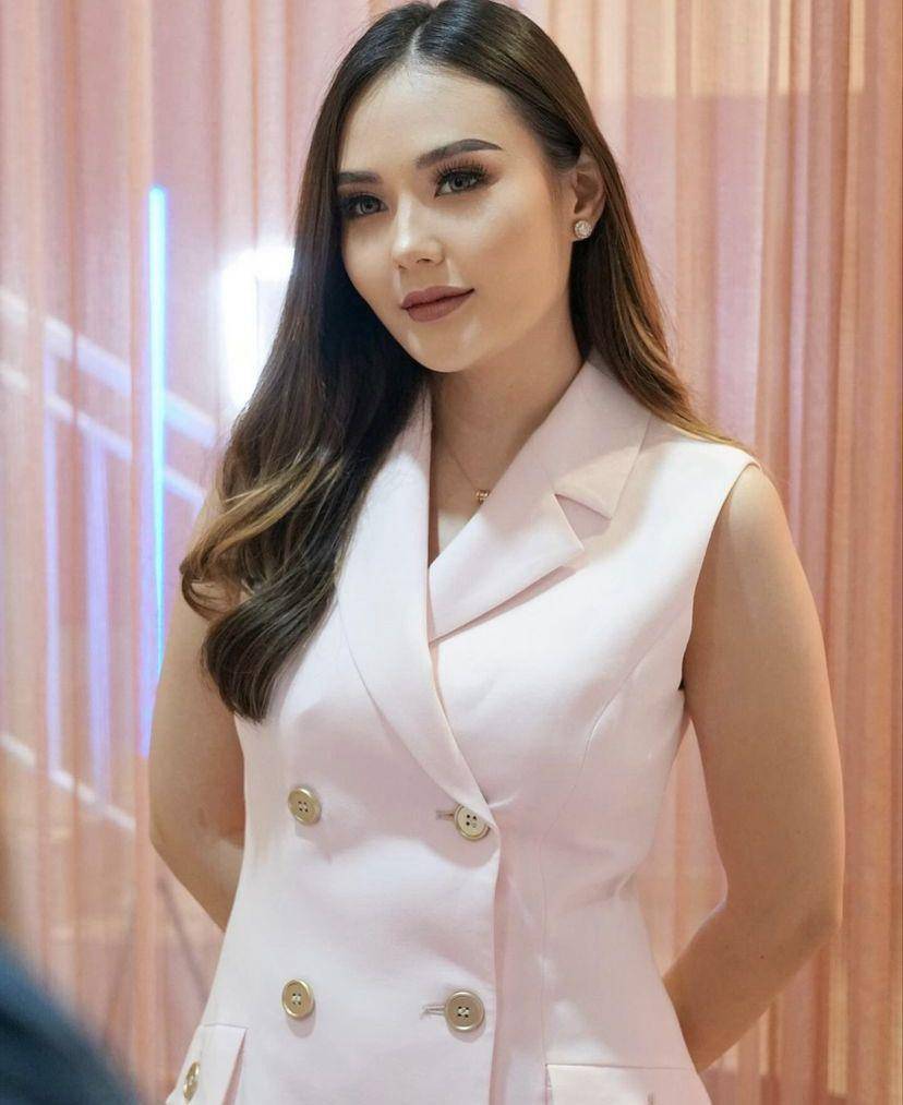 Sarah Gibson keguguran untuk kedua kalinya (Instagram.com/sarahgibson21)