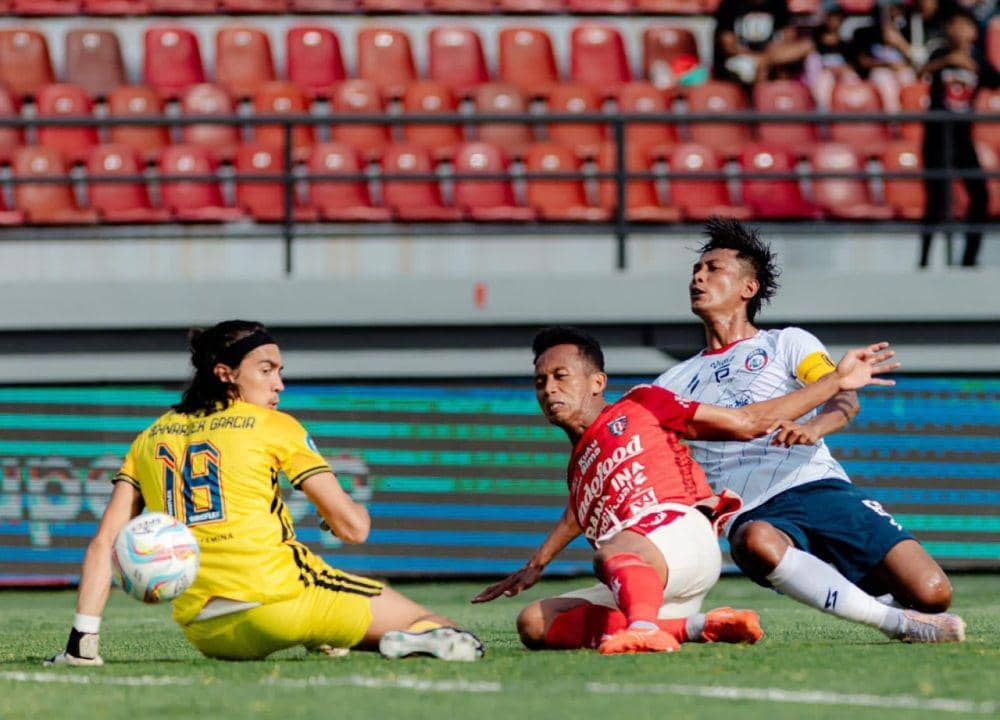 Bali United Bekuk 10 Pemain Arema FC