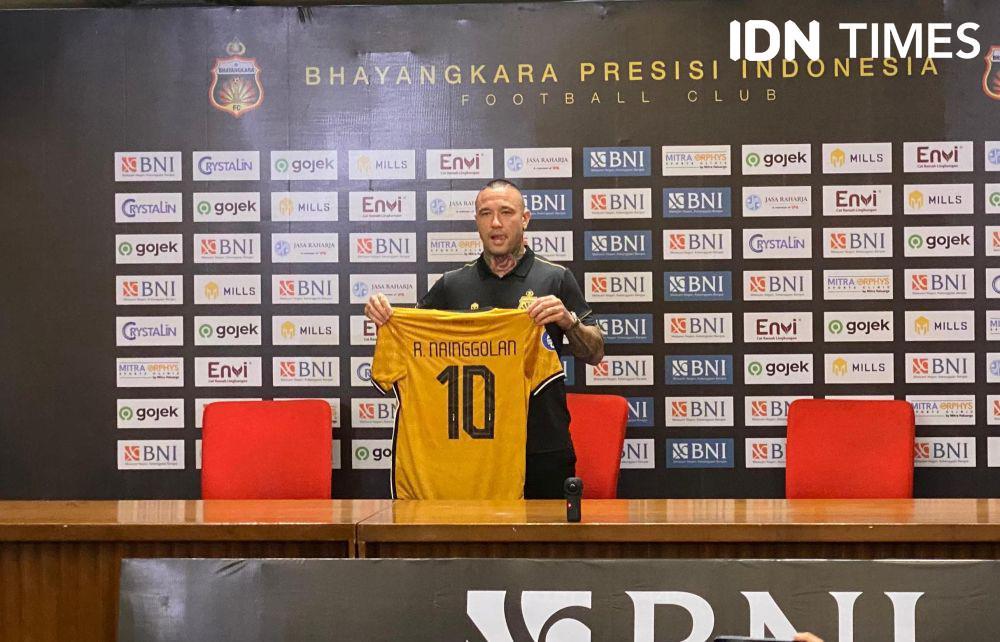 CEK FAKTA: Gaji Radja Nainggolan Kalah dari Michael Essien?