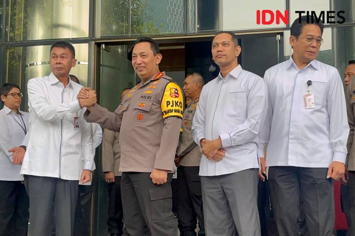 Polri dan KPK tanda tangani perjanjian kerja sama koordinasi dan supervisi. (IDN Times/Aryodamar)