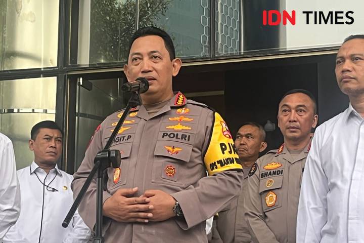 Polri dan KPK tanda tangani perjanjian kerja sama koordinasi dan supervisi. (IDN Times/Aryodamar)