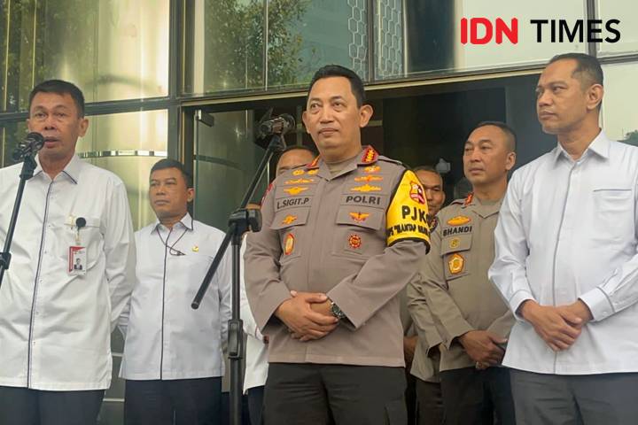 Polri dan KPK tanda tangani perjanjian kerja sama koordinasi dan supervisi. (IDN Times/Aryodamar)