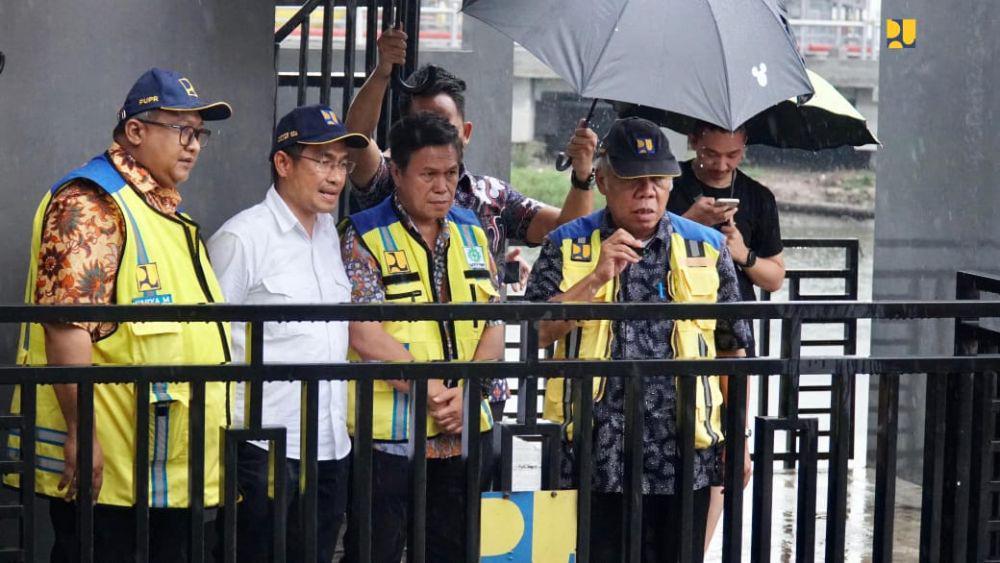 Menteri PUPR Tinjau Sejumlah Rumah Pompa di Kota Semarang