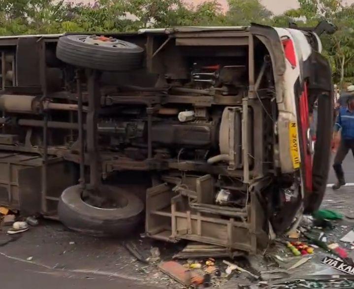 Bus Alami Kecelakaan di Tol Cipali, Tujuh Orang Dikabarkan Meninggal
