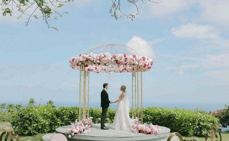 Wonderland Uluwatu (instagram.com/wonderlanduluwatu)