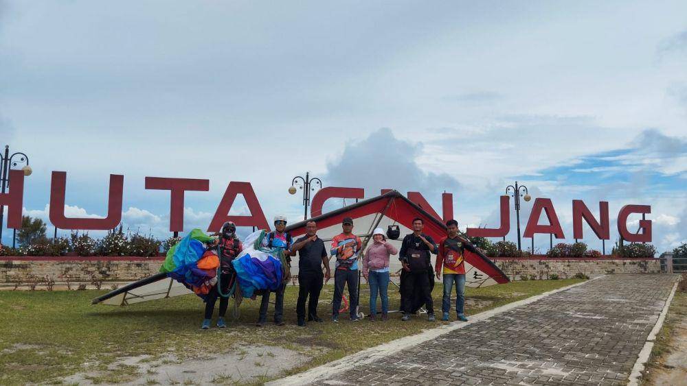 Persiapan atlet gantole Sumut di Hutaginjang (Dok.istimewa)