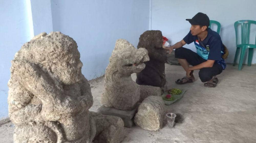 Temuan arca lain di lokasi . IDN Times/ Bramanta Pamungkas