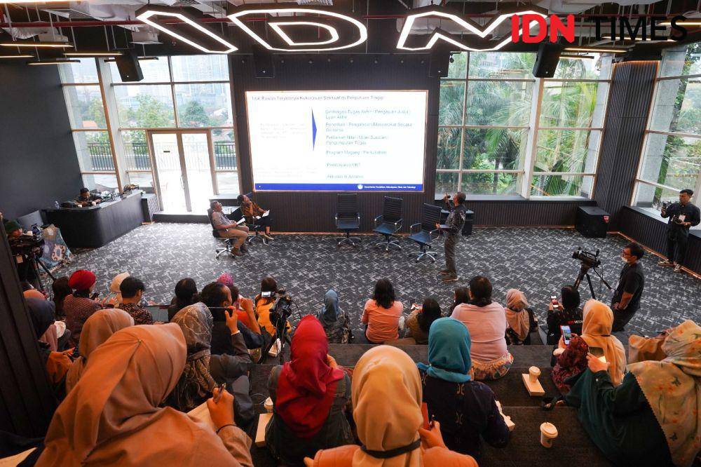 Kegiatan bertajuk ALL ABOUT RESPECT diselenggarakan di The Plaza, IDN Media HQ, Jakarta, Senin (4/12/2023) (IDN Times/Fauzan)