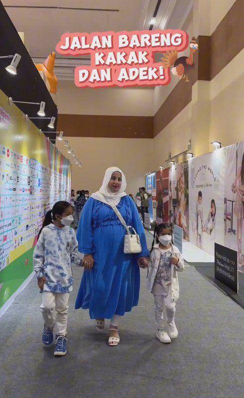 Tasyi beli perlengkapan bayi (Instagram.com/tasyiiathasyia)