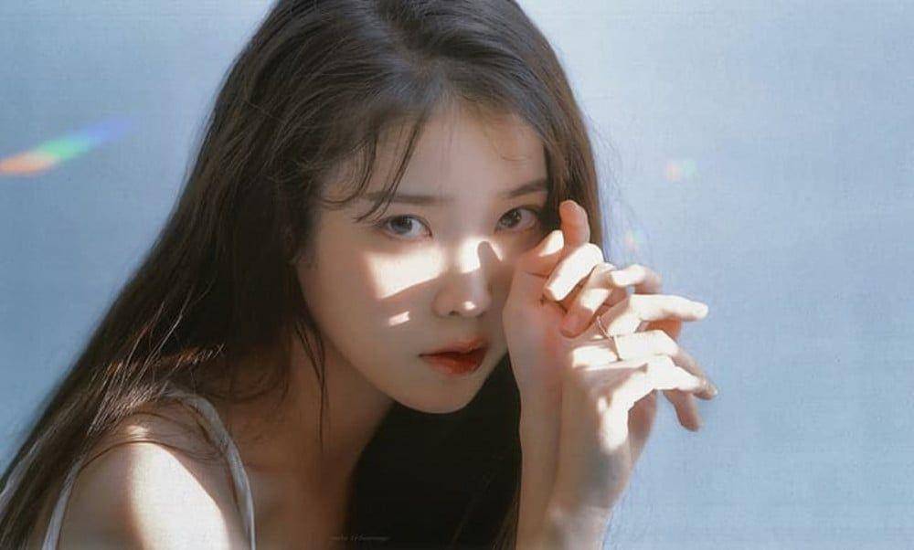 IU (instagram.com/dlwlrma)