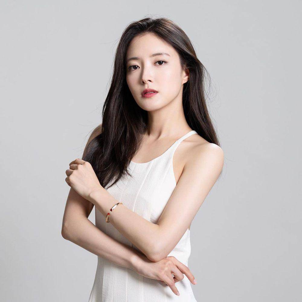 Lee Se Young (instagram.com/seyoung_10)