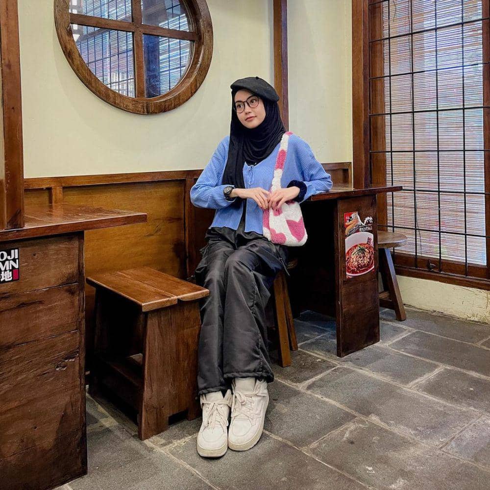 Refina Habilia (instagram.com/refinahm)