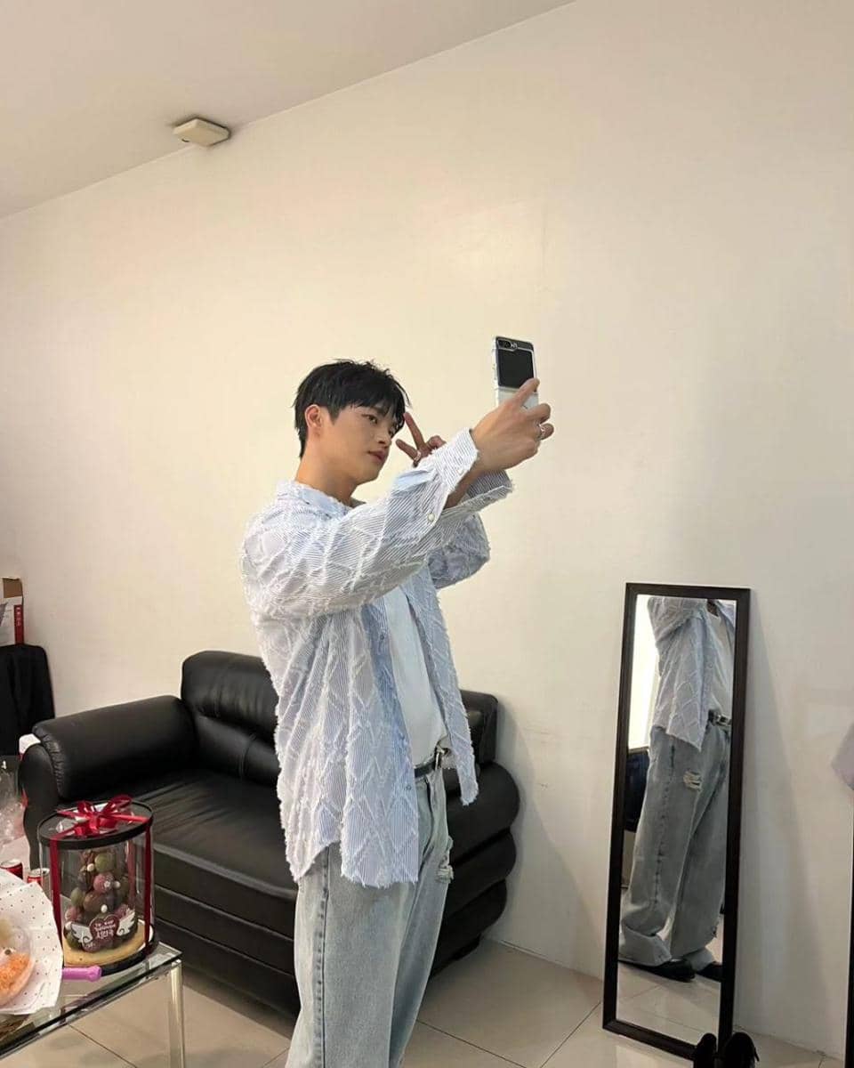 Seo In Guk (instagram.com/seo_cccc)