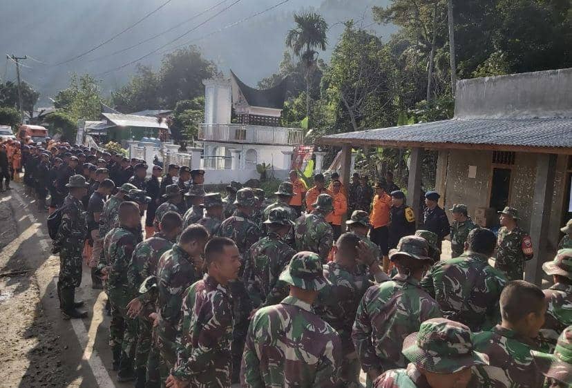 Suasana pencarian hari ke-4 pasca banjir bandang di Humbahas (Dok. Tim SAR Gabungan)