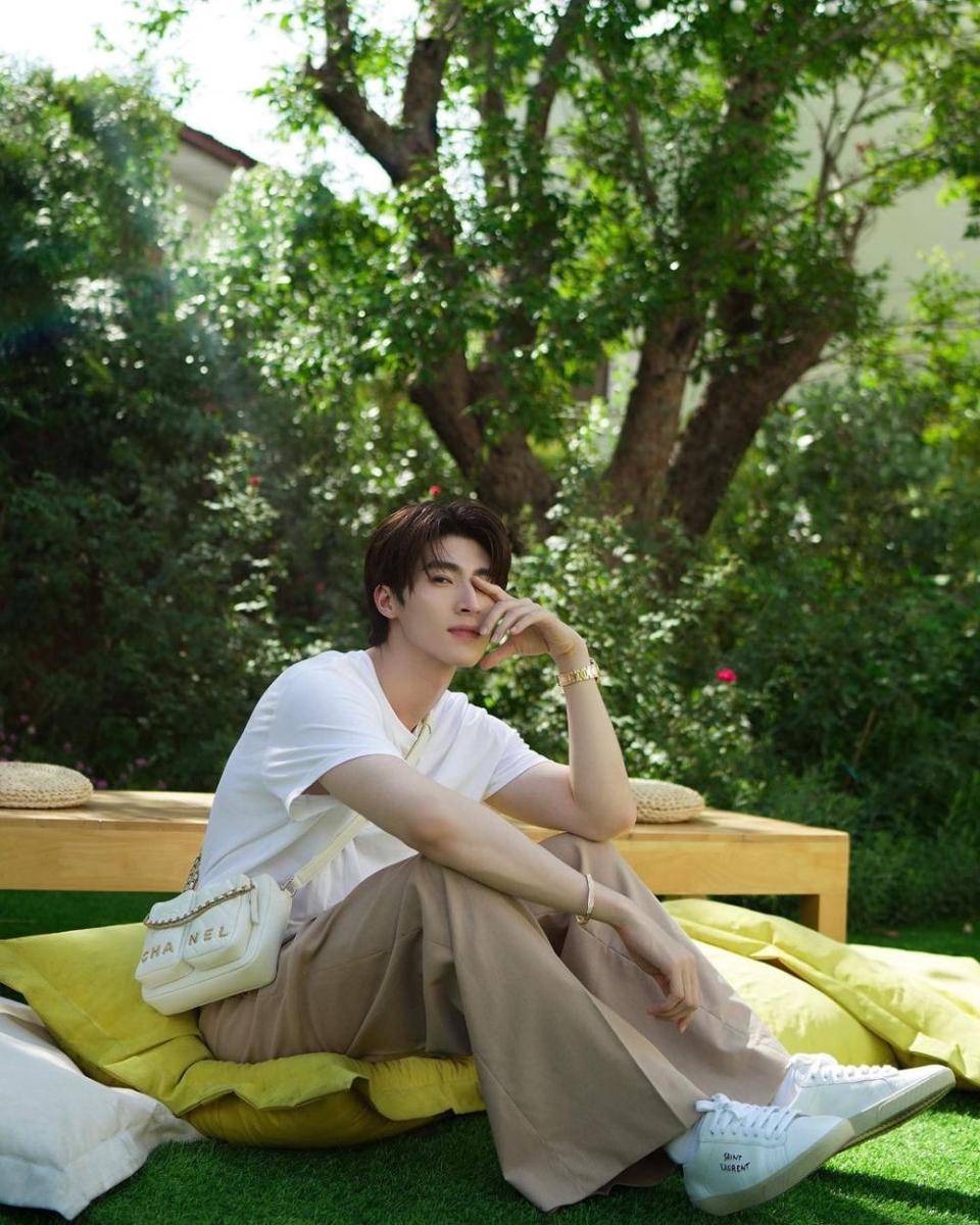 Instagram.com/blue_pongtiwat