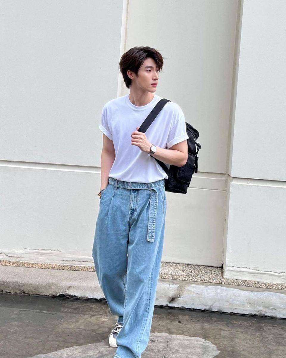 Instagram.com/blue_pongtiwat