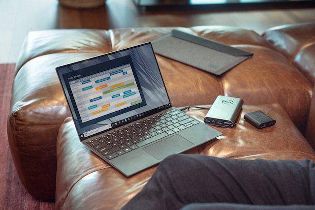 ilustrasi time table mahasiswa selepas studi (unsplash.com/Dell)
