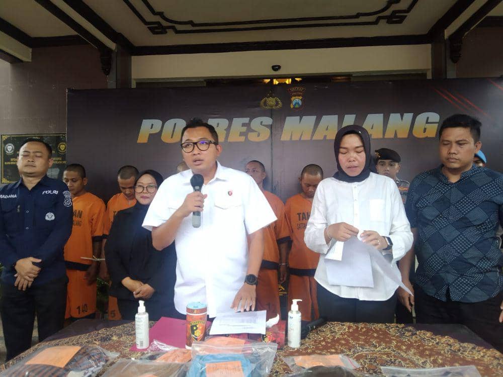 Polisi Kejar Pelaku Pembacokan Penonton Bantengan di Malang