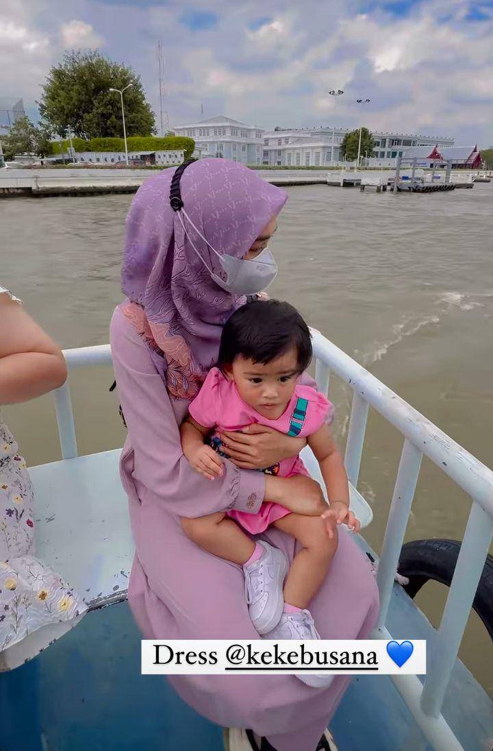Ria Ricis ke Thailand (Instagram.com/riaricis1795)