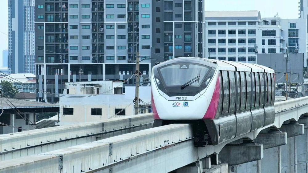 MRT Bangkok (instagram.com/tib1245l)