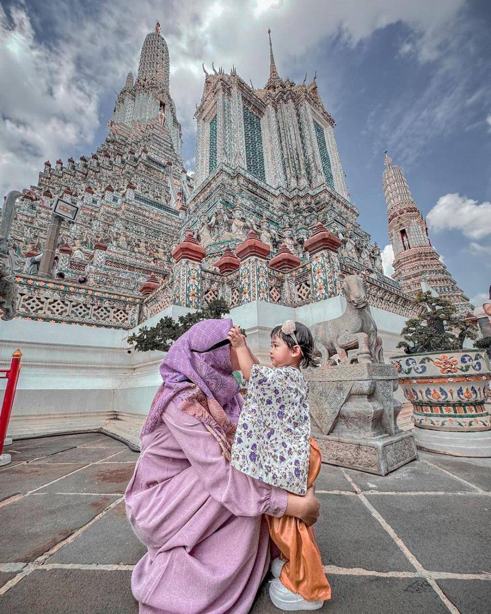 potret Ria Ricis dan Moana di Thailand (instagram.com/riaricis1795)