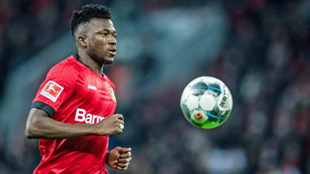 Edmond Tapsoba (bundesliga.com)