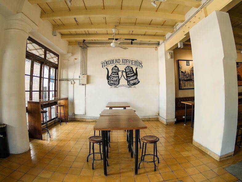 Tekodeko Koffiehuis (gmaps.com/tekodeko-koffiehuis)