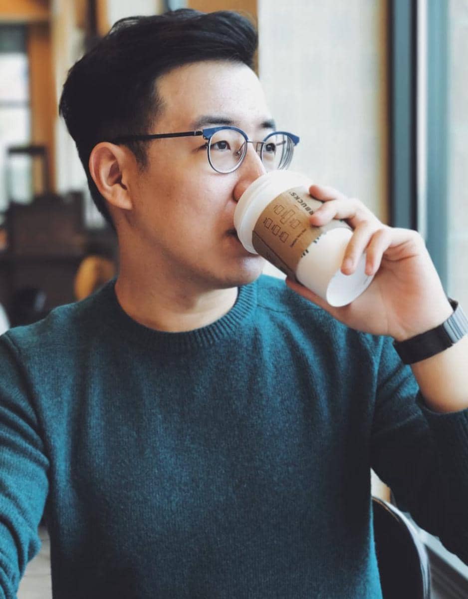 ilustrasi pria yang bahagia (unsplash.com/Sung Wang)