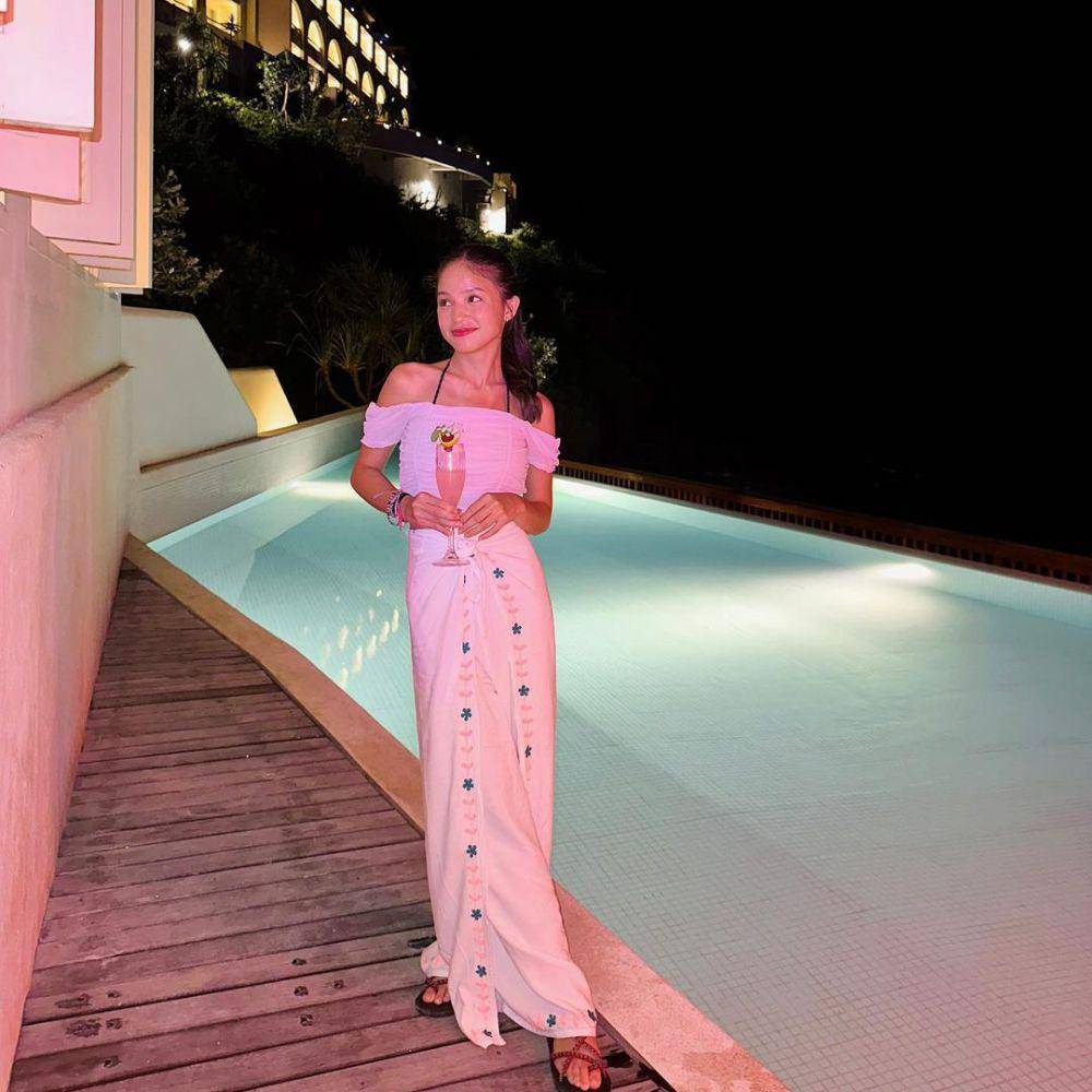 ide styling rok ala Bella Graceva (instagram.com/bellagap)