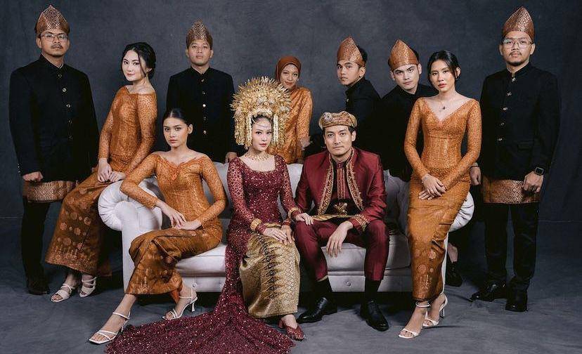 Callista Arum jadi bridesmaid di nikahan Hanggini dan Luthfi Aulia (instagram.com/callistarum)