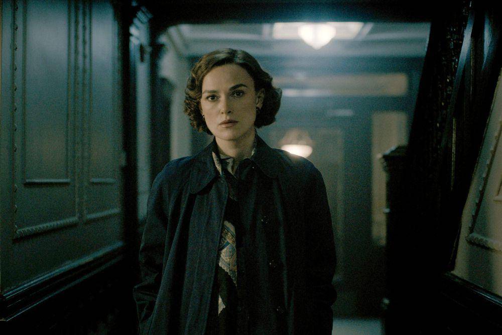 Keira Knightley dalam film Boston Strangler (dok. 20th Century Studios/Boston Strangler)
