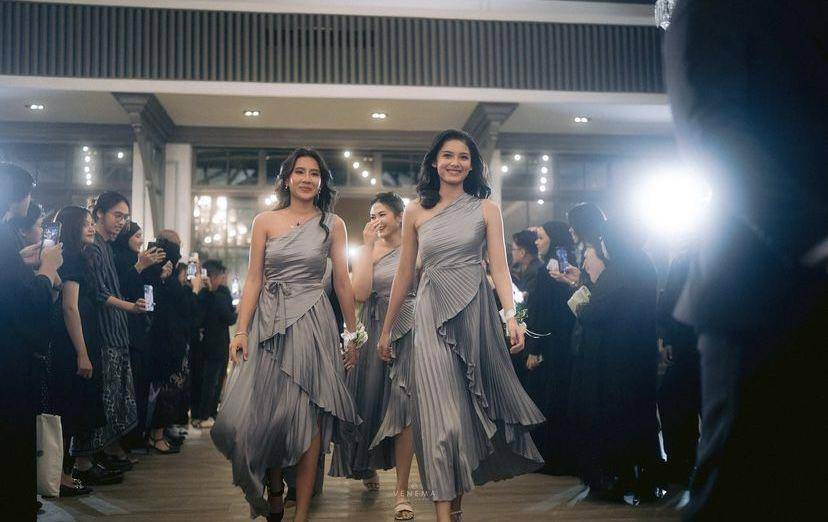 Callista Arum jadi bridesmaid di nikahan Hanggini dan Luthfi Aulia (instagram.com/callistarum)