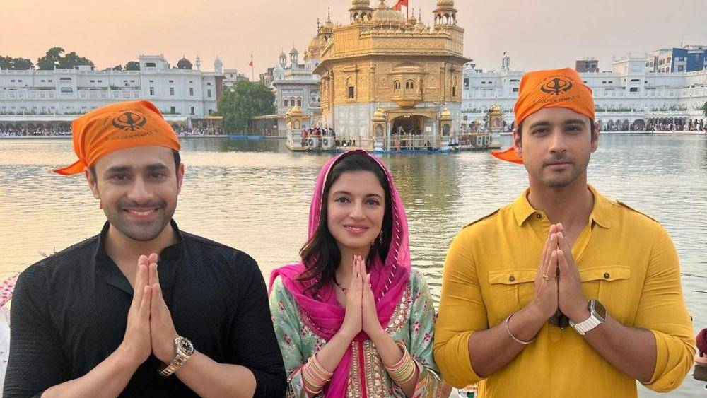 Divya Khosla Kumar dan rekan artis (instagram.com/divyakhoslakumar)